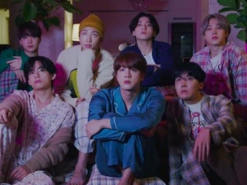 BTS Akhirnya Rilis Teaser 'Life Goes On', Penampilan Cuma Pakai Piyama Sukses Pecahkan Rekor