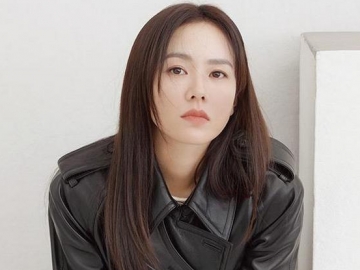 Son Ye Jin Tampil Anggun di Majalah ELLE Hingga Bicara Soal Debut Film Hollywood