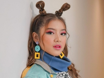 Menang Jadi Pendatang Baru Terbaik, Tiara Andini Nangis Terima Piala AMI Awards 2020