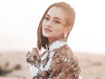 Mulai Bisa Ikhlas Melepas Kepergian Sang Ibu, Curahan Hati Ririn Ekawati Diramaikan Doa Rekan Artis