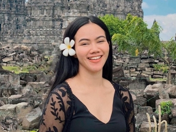 Yura Yunita Gelar Pengajian dan Siraman Jelang Nikah, Penuh Haru