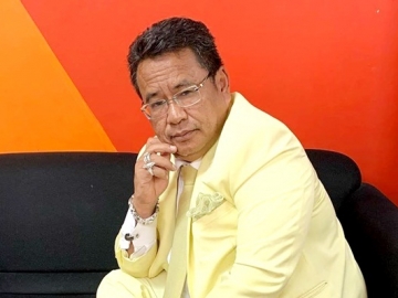 Hotman Paris Kesal Sindir Ada yang Sebar Fitnah Murahan, Siapa?