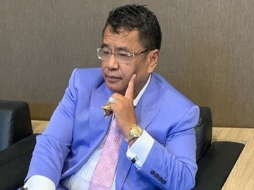 Diserbu DM Hingga Telepon Tiap Hari, Hotman Paris Beber Alasan Enggan Jadi Pengacara Habib Rizieq