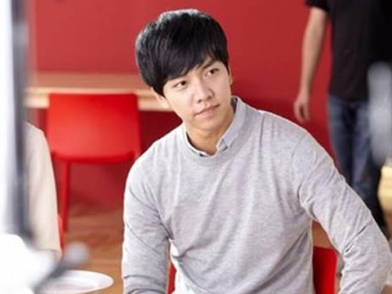 Lee Seung Gi Merasa Cemas Comeback Nyanyi Setelah 5 Tahun