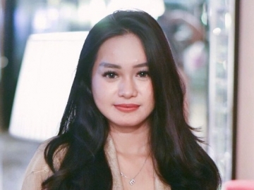 Putri Ely Sugigi Imbau Jangan Percaya Settingan, Sindir Sang Ibu dan Pacar Berondong?