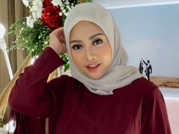 Rachel Vennya Disindir Jilat Ludah Sendiri Usai Jawaban Soal Kemungkinan Lepas Hijab Diungkit