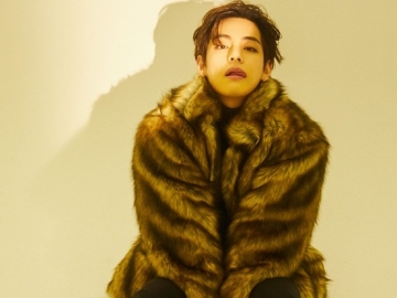 Bikin Ngakak, Begini Jenakanya V Tulis Harapan di Tahun 2021 untuk Fans