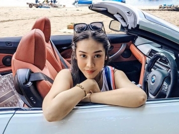 Anya Geraldine Jatuh dari Sepeda hingga Berlepotan Lumpur, Netizen: Tetap Estetik