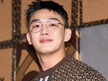 Bikin Heboh Usai Mobil Mewahnya Diderek di Tengah Salju, Yoo Ah In Beri Penjelasan