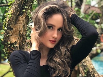 Auto Bikin Heboh, Ini Potret Lawas Cinta Laura Bareng Jisoo dan Rose BLACKPINK