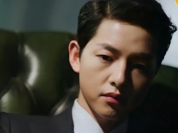 Visual Song Joong Ki Makin Memikat di Poster 'Vincenzo', Netter: Tatapannya Menembus Jiwa