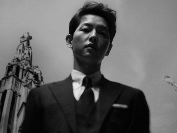 Pesona Song Joong Ki Makin Menggoda Sebagai Pengacara Mafia di Teaser Baru 'Vincenzo'