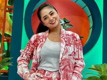 Dewi Persik Beri Tanggapan Usai Disindir Tak Mau Diingatkan: Jangan Bilang Saya Marah