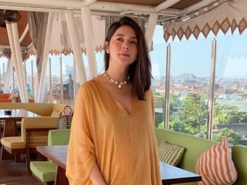 Sanding Ali Syakieb-Margin Wieheerm, Penampilan Nabila Syakieb di Pernikahan Sang Adik Bikin Salfok