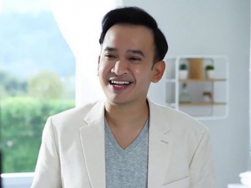 Ziarah ke Makam Mendiang Olga Syahputra, Ruben Onsu Bikin Kagum Warganet