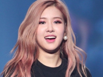 Rose BLACKPINK Rilis Lagu Debut Solo Maret Depan