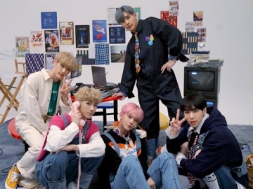 Baru 10 Hari Rilis, CIX Sukses Puncaki Chart Gaon Hanteo dengan Album Baru