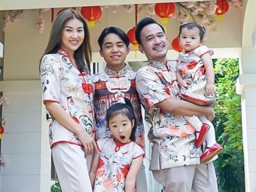 Masih Parno Karena Corona, Ruben Onsu dan Keluarga Rayakan Imlek di Rumah