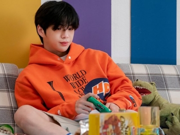 Kang Daniel dan Manager Bocorkan BTS MV 'Paranoia' Hingga Kantor Agensi KONNECT Entertainment