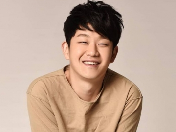 Choi Sung Bong Tak Ingin Buat Fans Khawatir Akibat Penyakit Kankernya