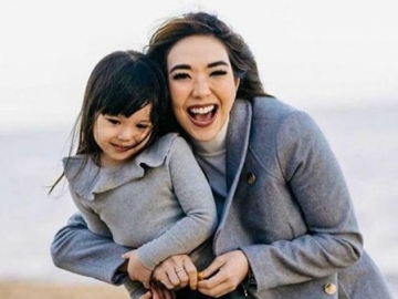 Gisella Anastasia Bagikan Momen Menggemaskan Gempi Takut Naik Perahu, Alasannya Tak Terduga