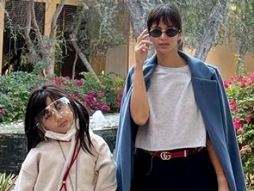 Ungkapan Menyentuh Nia Ramadhani di Foto Cantik Bareng Putri Sulung Dibanjiri ‘Hati’