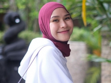 Zaskia Adya Mecca Mendadak Panik Usai Kaki Anak Ketiganya Tak Bisa Gerak, Netter Duga Gara-gara Ini