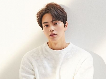 Diprediksi Sad Boy, Song Kang Bikin Knetz Ramai Merayu Kala Promosi 'Love Alarm 2' di Radio