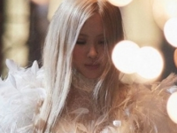 Rose Jelaskan Pilih Lagu Bahasa Inggris Untuk Debut Solo