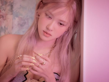Rose Bicara Debut Solo Hingga Ungkap Dukungan dari Para Member BLACKPINK