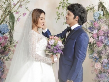 Bernuansa Serba Ungu, Atta Halilintar Resmi Lamar Aurel Hermansyah