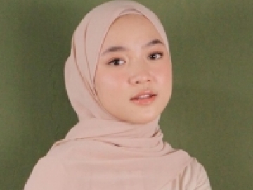 Nissa Sabyan Menangis di Video Terbaru, Netter Nyinyir