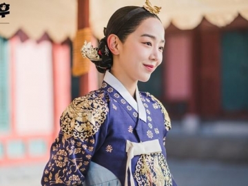 Masker dengan Model Shin Hye Sun Berhenti Produksi Kena Imbas Kontroversi 'Joseon Exorcist'