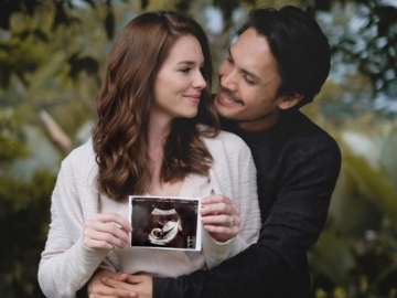 Sang Istri Lahirkan Anak Pertama, Randy Pangalila Ungkap Alasan Enggan Pakai Jasa Baby Sitter