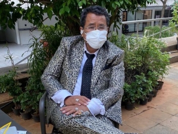 Hotman Paris Sebut Sang Istri Abadikan Foto dan Video Dirinya Bersama Wanita Seksi