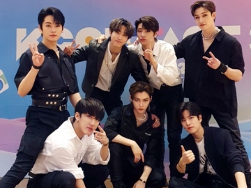 Stray Kids Berhasil Lampaui 1,2 Miliar Pendengar di Spotify