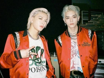 Visual Memukau, Pose Kocak Taeyong & Yuta Bikin Fotografer Tertawa