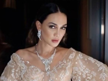 Tak Disangka, Anting-anting Luna Maya 10 Kali Lipat Lebih Mahal dari Gaun untuk Resepsi Atta-Aurel