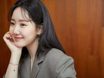 Jin Ji Hee Sebut Rambut Rontok Adegan Favorit di 'Penthouse' dan Ungkap Chemistry dengan Kang Mari