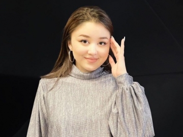 Masih Sering Dihujat, Dayana Fasih Nyanyi Lagu Hits 'Terpesona' Tetap Direspons Sama?