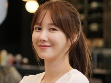 Lee Ji Ah Donasikan Perangkat Teknologi untuk Pelajar Terdampak COVID-19