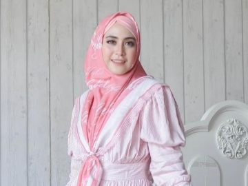 April Jasmine Tuai Pembelaan Ini Usai Kena Hujat Karena Pamer Wajah Awet Muda