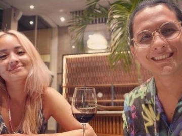  Joanna Alexandra Berduka, Raditya Oloan Meninggal Dunia 