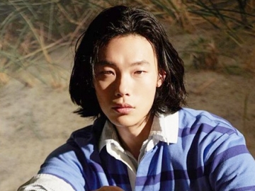 Ryu Jun Yeol Sukses Bikin Ambyar Usai Pamer Penampilan Baru