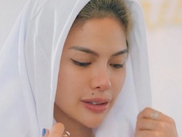 Foto Misteri Tengah Malam, Netter Salah Fokus ke Bodi Nikita Mirzani
