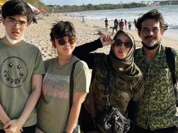 Teddy Syah 'Kosong' Rayakan Lebaran Tanpa Sosok Rina Gunawan