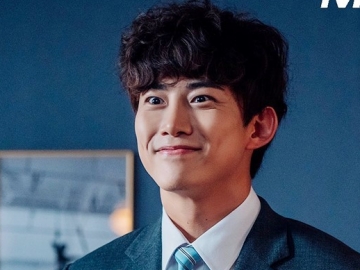  Taecyeon 2PM Jadi Agen Cerdas Tapi Pemalas di 'Tale of Secret Royal Inspector and Joy'