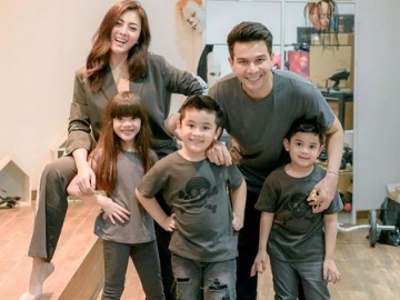 Khawatir Suami & Ririn Dwi Ariyanti, Istri Jonathan Frizzy Lepas Cincin Nikah