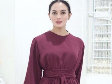  Jualan Kopi & Batagor, Ririn Ekawati Cuek Disebut 'Turun Kelas'