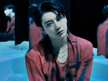 Foto Lawas Jungkook BTS Makan di McDonald's Disandingkan Dengan Masa Kini Bikin Bangga